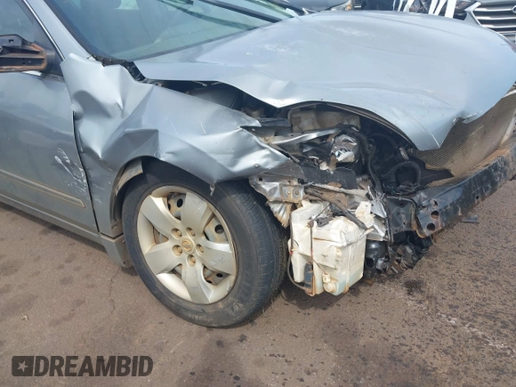2008 Nissan Altima SL with VIN 1N4AL21E88N414312, listed as a IAAI auction lot 41819202 with Not Provided miles and . Bid and sale history available at DreamBid. Image 18.