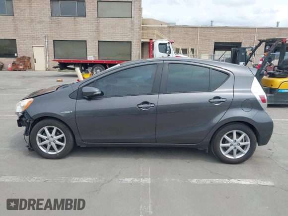 2013 Toyota Prius One with VIN JTDKDTB34D1047568, listed as a IAAI auction lot 41950373 with 99,319 mi miles and . Bid and sale history available at carsss.com. Image 15.