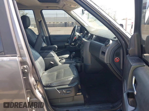 2006 Land Rover LR3 SE with VIN SALAE25406A403064, listed as a IAAI auction lot 42595982 with 236,497 mi miles and . Bid and sale history available at DreamBid. Image 5.