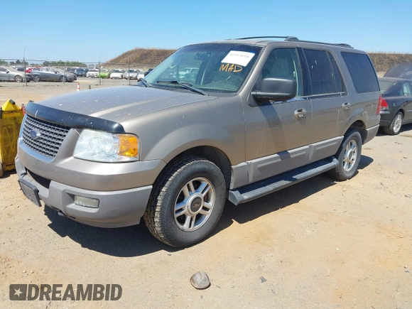 2003 Ford Expedition Special Service с VIN 1FMFU16L33LA47480, выставлен на аукционе IAAI как лот 42514616 с пробегом 205 802 миль миль и . История ставок и продаж доступна на DreamBid. Изображение 2.