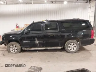 2013 GMC Yukon XL SLT z VIN 1GKS2KE78DR299361, wystawiony jako IAAI lot #41716354 z przebiegiem 283 195 mil mil oraz . Historia ofert i sprzedaży dostępna na DreamBid. Obrazek 15.