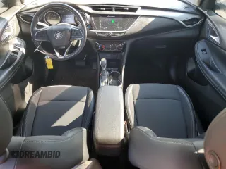 2020 Buick Encore GX Preferred с VIN KL4MMCSLXLB106991, выставлен на аукционе Copart как лот 56003145 с пробегом 74 242 миль миль и Списание • Salvage title. История ставок и продаж доступна на DreamBid. Изображение 8.