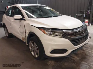 2021 Honda HR-V LX with VIN 3CZRU6H3XMM748281, listed as a IAAI auction lot 41903174 with 28,320 mi miles. Bid and sale history available at carsss.com. Image 1.