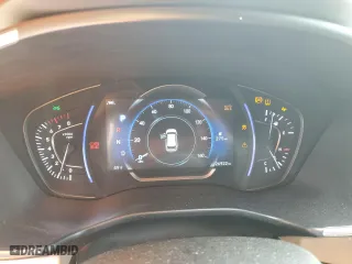 2019 Hyundai Santa Fe SEL with VIN 5NMS33AD4KH004705, listed as a Copart auction lot 49668165 with 26,922 mi miles and Salvage Title. Bid and sale history available at carsss.com. Image 9.