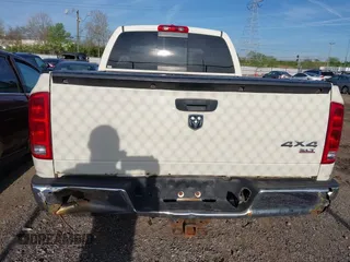 2006 Dodge 1500 ST with VIN 1D7HU18N66J192871, listed as a IAAI auction lot 42100122 with 153,801 mi miles. Bid and sale history available at carsss.com. Image 6.