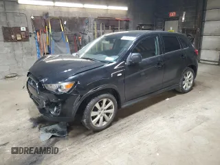 2014 Mitsubishi Outlander SE z VIN 4A4AR4AU0EE005575, wystawiony jako Copart lot #49945665 z przebiegiem 151 087 mil mil oraz Szkoda całkowita • Salvage title. Historia ofert i sprzedaży dostępna na DreamBid. Obrazek 1.