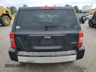 2008 Jeep Patriot Limited with VIN 1J8FT48W68D796610, listed as a Copart auction lot 87911365 with 219,119 mi miles and Salvage Title. Bid and sale history available at DreamBid. Image 6.