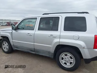2011 Jeep Patriot Sport with VIN 1J4NT1GA1BD108246, listed as a IAAI auction lot 42010042 with 118,472 mi miles and . Bid and sale history available at carsss.com. Image 15.
