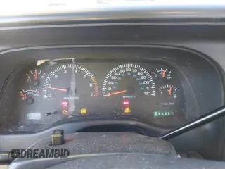 2000 Dodge Dakota Sport with VIN 1B7GG22N6YS690223, listed as a IAAI auction lot 41244256 with 147,443 mi miles. Bid and sale history available at carsss.com. Image 7.