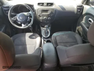 2014 Kia Soul with VIN KNDJN2A20E7721547, listed as a Copart auction lot 52945785 with 143,818 mi miles and Clean Title. Bid and sale history available at carsss.com. Image 8.