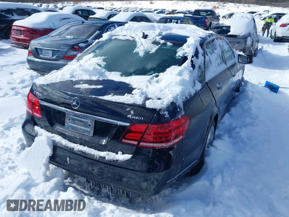 2014 Mercedes-Benz E-Class E 350 Luxury with VIN WDDHF8JB7EB069253, listed as a IAAI auction lot 41571265 with 174,699 mi miles. Bid and sale history available at carsss.com. Image 4.