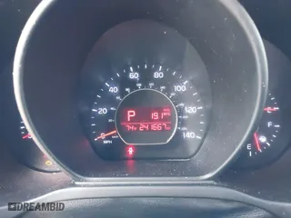 2015 Kia Soul with VIN KNDJN2A24F7800804, listed as a IAAI auction lot 42038038 with 241,667 mi miles. Bid and sale history available at carsss.com. Image 7.