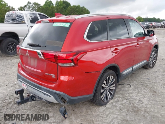 2019 Mitsubishi Outlander SE z VIN JA4AD3A30KZ033978, wystawiony jako IAAI lot #42315448 z przebiegiem 131 906 mil mil oraz . Historia ofert i sprzedaży dostępna na DreamBid. Obrazek 4.