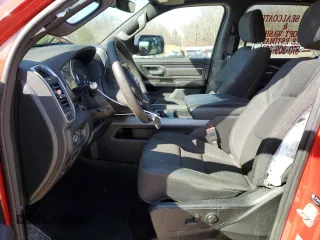 2025 Ram 1500 Big Horn z VIN 1C6SRFFP8SN506775, wystawiony jako Copart lot #48783565 z przebiegiem 24 903 mil mil oraz Szkoda całkowita • Salvage title. Historia ofert i sprzedaży dostępna na DreamBid. Obrazek 7.