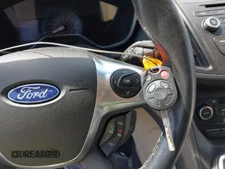 2018 Ford C-Max SE with VIN 1FADP5AU8JL102227, listed as a IAAI auction lot 42062394 with 122,943 mi miles. Bid and sale history available at carsss.com. Image 11.