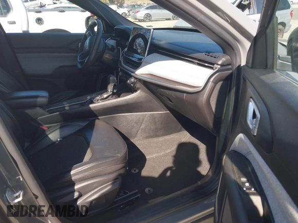 2023 Jeep Compass Latitude with VIN 3C4NJDBN5PT540444, listed as a IAAI auction lot 41820993 with 47,516 mi miles and . Bid and sale history available at DreamBid. Image 5.