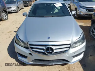 2014 Mercedes-Benz E-Class E 250 BlueTEC Luxury with VIN WDDHF0EB6EA967831, listed as a IAAI auction lot 41660612 with 187,041 mi miles. Bid and sale history available at carsss.com. Image 12.