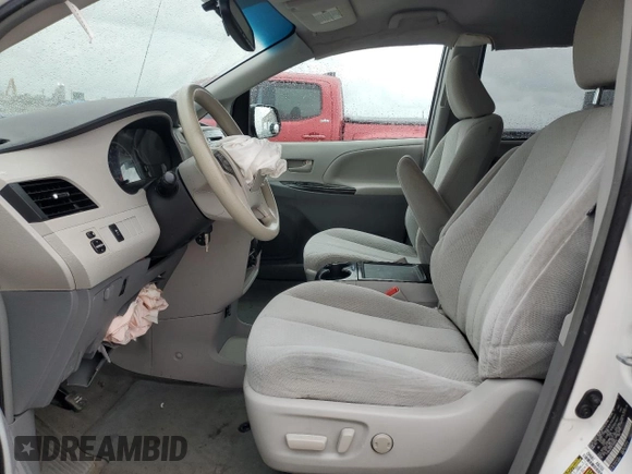2014 Toyota Sienna LE AAS with VIN 5TDKK3DC8ES499840, listed as a Copart auction lot 46576365 with 3,731 mi miles and Non repairable. Bid and sale history available at DreamBid. Image 7.