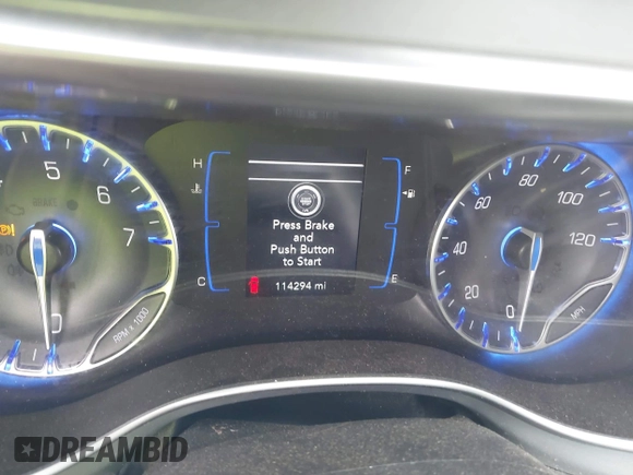 2018 Chrysler Pacifica Touring Plus with VIN 2C4RC1FG5JR287268, listed as a IAAI auction lot 42208739 with 114,294 mi miles and . Bid and sale history available at DreamBid. Image 7.