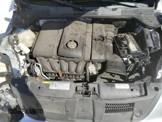 2013 Volkswagen Beetle Entry с VIN 3VWFP7AT9DM653613, выставлен на аукционе Copart как лот 48591595 с пробегом 121 307 миль миль и Списание • Salvage title. История ставок и продаж доступна на DreamBid. Изображение 11.