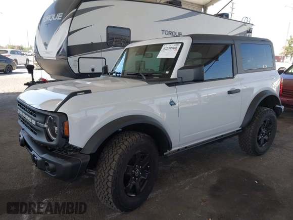 2024 Ford Bronco с VIN 1FMDE1AP4RLB42881, выставлен на аукционе IAAI как лот 42259960 с пробегом 3 797 миль миль и . История ставок и продаж доступна на DreamBid. Изображение 2.