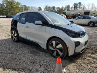 2015 BMW i3 with VIN WBY1Z4C53FV278250, listed as a Copart auction lot 40216153 with 97,744 mi miles. Bid and sale history available at carsss.com. Image 4.