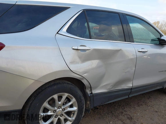 2020 Chevrolet Equinox LT with VIN 2GNAXKEV7L6233294, listed as a IAAI auction lot 41413184 with 118,658 mi miles and . Bid and sale history available at carsss.com. Image 6.