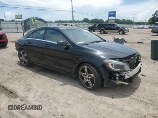 2014 Mercedes-Benz CLA 250 with VIN WDDSJ4EB5EN159975, listed as a Copart auction lot 60390585 with 86,166 mi miles and Salvage title. Bid and sale history available at DreamBid. Image 4.