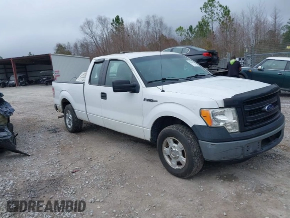 2013 Ford F-150 XL with VIN 1FTEX1CM7DFA43064, listed as a IAAI auction lot 41536493 with 182,465 mi miles. Bid and sale history available at carsss.com. Image 1.