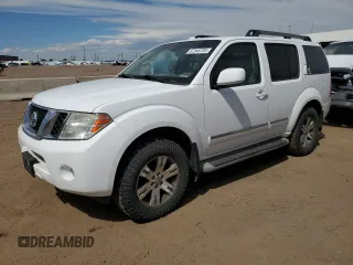 2012 Nissan Pathfinder SV z VIN 5N1AR1NB9CC630902, wystawiony jako Copart lot #57548705 z przebiegiem 123 933 mil mil oraz Czysty tytuł • Clean title. Historia ofert i sprzedaży dostępna na DreamBid. Obrazek 1.