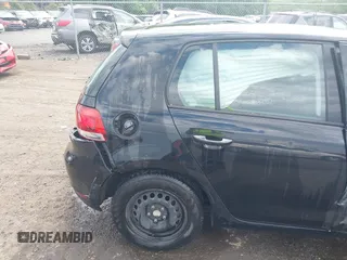 2012 Volkswagen Golf w/Conv & Sunroof с VIN WVWDB7AJ1CW307609, выставлен на аукционе IAAI как лот 42225330 с пробегом 97 152 миль миль и . История ставок и продаж доступна на DreamBid. Изображение 17.
