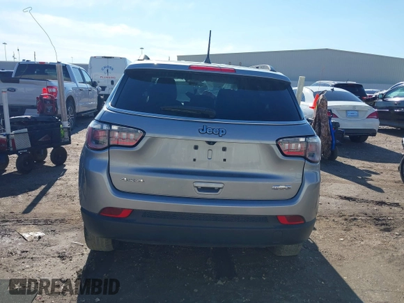 2022 Jeep Compass Latitude Lux с VIN 3C4NJDFB4NT207889, выставлен на аукционе IAAI как лот 41023713 с пробегом 41 405 миль миль и . История ставок и продаж доступна на DreamBid. Изображение 16.