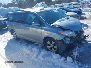 2016 Toyota Sienna LE AAS with VIN 5TDKK3DC6GS711315, listed as a IAAI auction lot 41596447 with 175,413 mi miles. Bid and sale history available at carsss.com. Image 1.