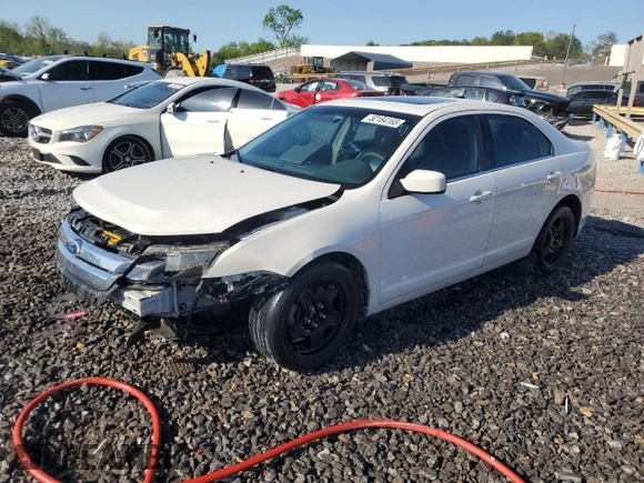2011 Ford Fusion SE with VIN 3FAHP0HA4BR180118, listed as a Copart auction lot 52164165 with 223,419 mi miles and Salvage Title. Bid and sale history available at carsss.com. Image 1.