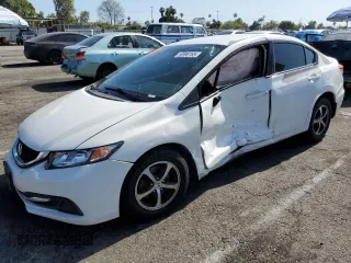 2015 Honda Civic SE z VIN 2HGFB2F72FH540878, wystawiony jako Copart lot #56996165 z przebiegiem 173 749 mil mil oraz Szkoda całkowita • Salvage title. Historia ofert i sprzedaży dostępna na DreamBid. Obrazek 1.