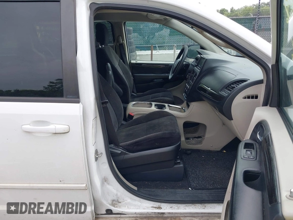 2014 Dodge Grand Caravan SXT z VIN 2C4RDGCG2ER181905, wystawiony jako IAAI lot #42354056 z przebiegiem 224 108 mil mil oraz . Historia ofert i sprzedaży dostępna na DreamBid. Obrazek 5.