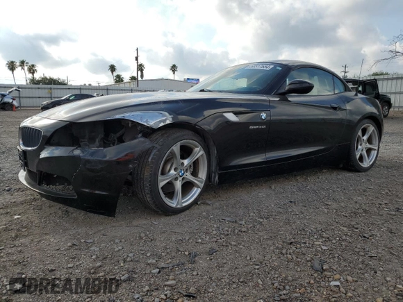 2011 BMW Z4 sDrive30i with VIN WBALM5C54BE378752, listed as a Copart auction lot 58517654 with 86,596 mi miles and Clean Title. Bid and sale history available at carsss.com. Image 1.