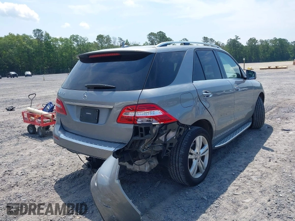 2015 Mercedes-Benz M 350 with VIN 4JGDA5JB9FA587924, listed as a IAAI auction lot 42296749 with 175,708 mi miles and . Bid and sale history available at DreamBid. Image 4.