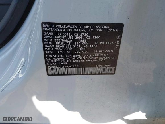 2021 Volkswagen Atlas 3.6L V6 SE w/Technology R-Line with VIN 1V2RR2CA8MC577861, listed as a IAAI auction lot 41765354 with 1 mi miles. Bid and sale history available at carsss.com. Image 9.