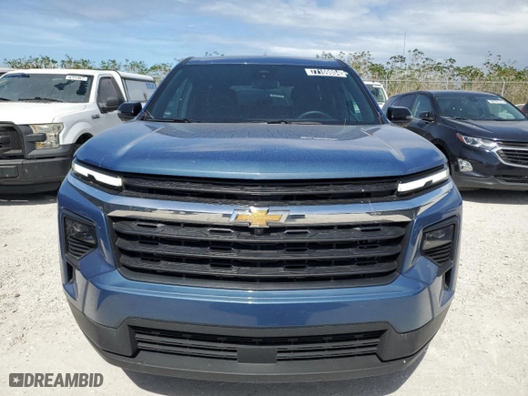 2024 Chevrolet Traverse FWD LS with VIN 1GNEREKS7RJ163900, listed as a Copart auction lot 77169804 with 9,670 mi miles and Salvage Title. Bid and sale history available at carsss.com. Image 5.