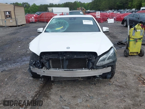 2015 Mercedes-Benz E-Class E 350 Luxury with VIN WDDHF8JB2FB088875, listed as a IAAI auction lot 42128441 with 150,542 mi miles. Bid and sale history available at carsss.com. Image 12.