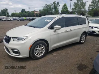 2021 Chrysler Pacifica Touring L z VIN 2C4RC1BGXMR559226, wystawiony jako Copart lot #59515235 z przebiegiem 61 219 mil mil oraz Szkoda całkowita • Salvage title. Historia ofert i sprzedaży dostępna na DreamBid. Obrazek 1.