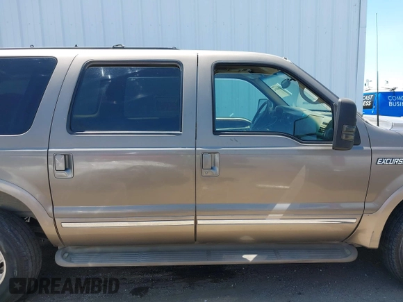 2002 Ford Excursion Limited z VIN 1FMNU43S72EA30242, wystawiony jako IAAI lot #42604414 z przebiegiem 209 106 mil mil oraz . Historia ofert i sprzedaży dostępna na DreamBid. Obrazek 13.