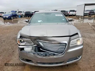 2014 Chrysler 300 with VIN 2C3CCAAG3EH280249, listed as a Copart auction lot 59744705 with 139,950 mi miles and Clean title. Bid and sale history available at DreamBid. Image 5.