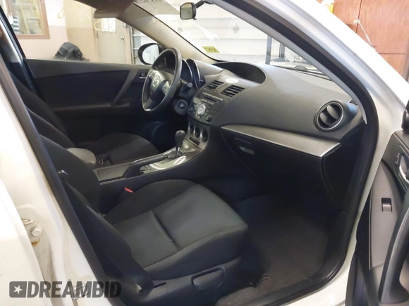 2010 Mazda 3 i SV with VIN JM1BL1SF5A1221905, listed as a IAAI auction lot 41876278 with 131,127 mi miles and . Bid and sale history available at DreamBid. Image 5.