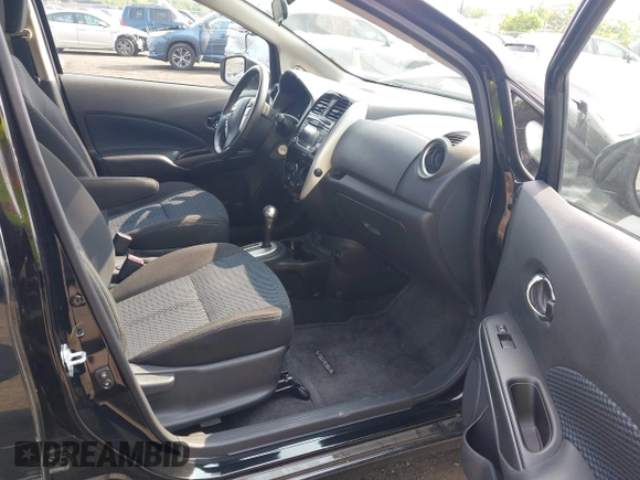 2017 Nissan Note S Plus with VIN 3N1CE2CP6HL354447, listed as a IAAI auction lot 42468988 with 21,260 mi miles and . Bid and sale history available at DreamBid. Image 5.