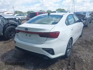 2021 Kia Forte LXS с VIN 3KPF24ADXME362489, выставлен на аукционе IAAI как лот 42392109 с пробегом 14 471 миль миль и . История ставок и продаж доступна на DreamBid. Изображение 4.