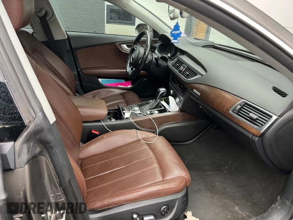 2016 Audi A7 Prestige с VIN WAU2GAFC5GN034330, выставлен на аукционе Copart как лот 51780135 с пробегом 127 195 миль миль и Чистый • Clean title. История ставок и продаж доступна на DreamBid. Изображение 5.