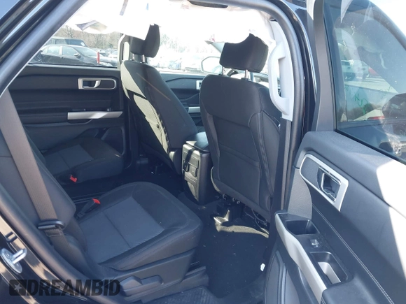 2022 Ford Explorer XLT z VIN 1FMSK8DH6NGB69225, wystawiony jako IAAI lot #41930344 z przebiegiem 24 936 mil mil oraz . Historia ofert i sprzedaży dostępna na DreamBid. Obrazek 8.