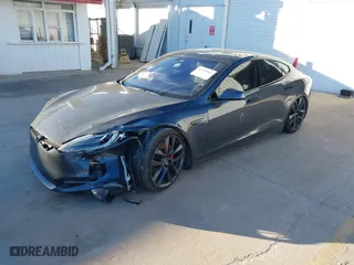 2016 Tesla Model S 90D with VIN 5YJSA1E4XGF139295, listed as a IAAI auction lot 41292861 with 72235 miles. Bid and sale history available at carsss.com. Image 17.